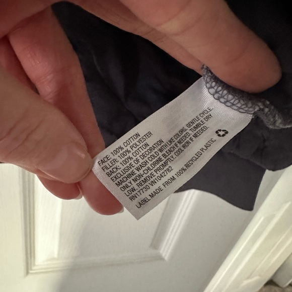 Comfy gray sweatshirt - Picture 2 of 3